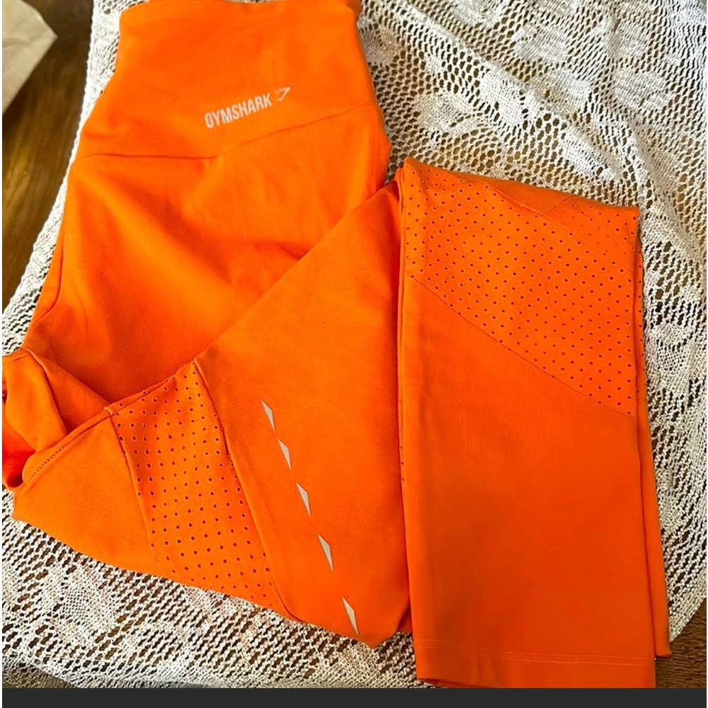 Size small GYMSHARK LEGGINGS